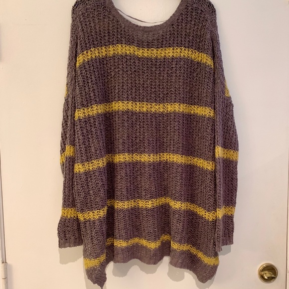 ON HOLD FOR @Kate_Ritter Free People Sweater🐝 - Picture 2 of 4